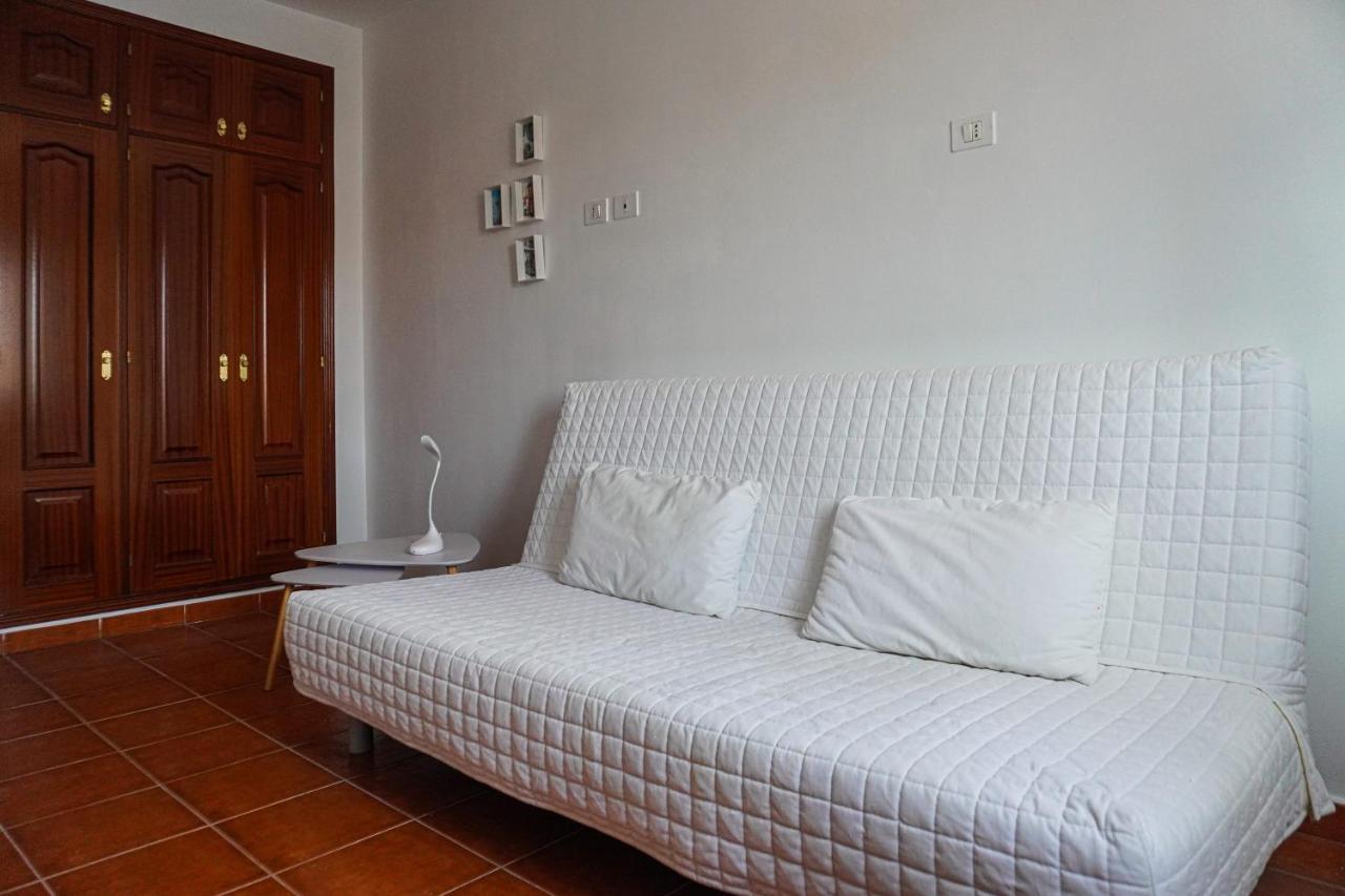 Cozy Apartment In La Laguna Las Lagunas Exterior photo